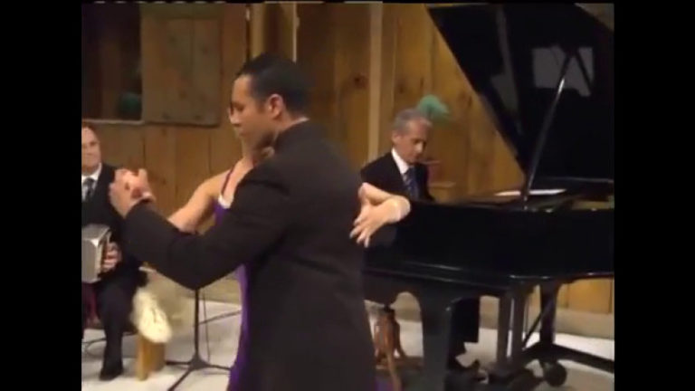 60372t30_la-cumparcita