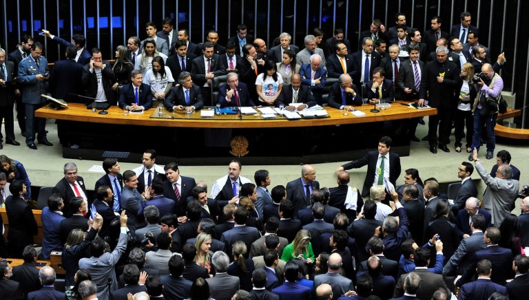 camara 30jun2015 by luis macedo